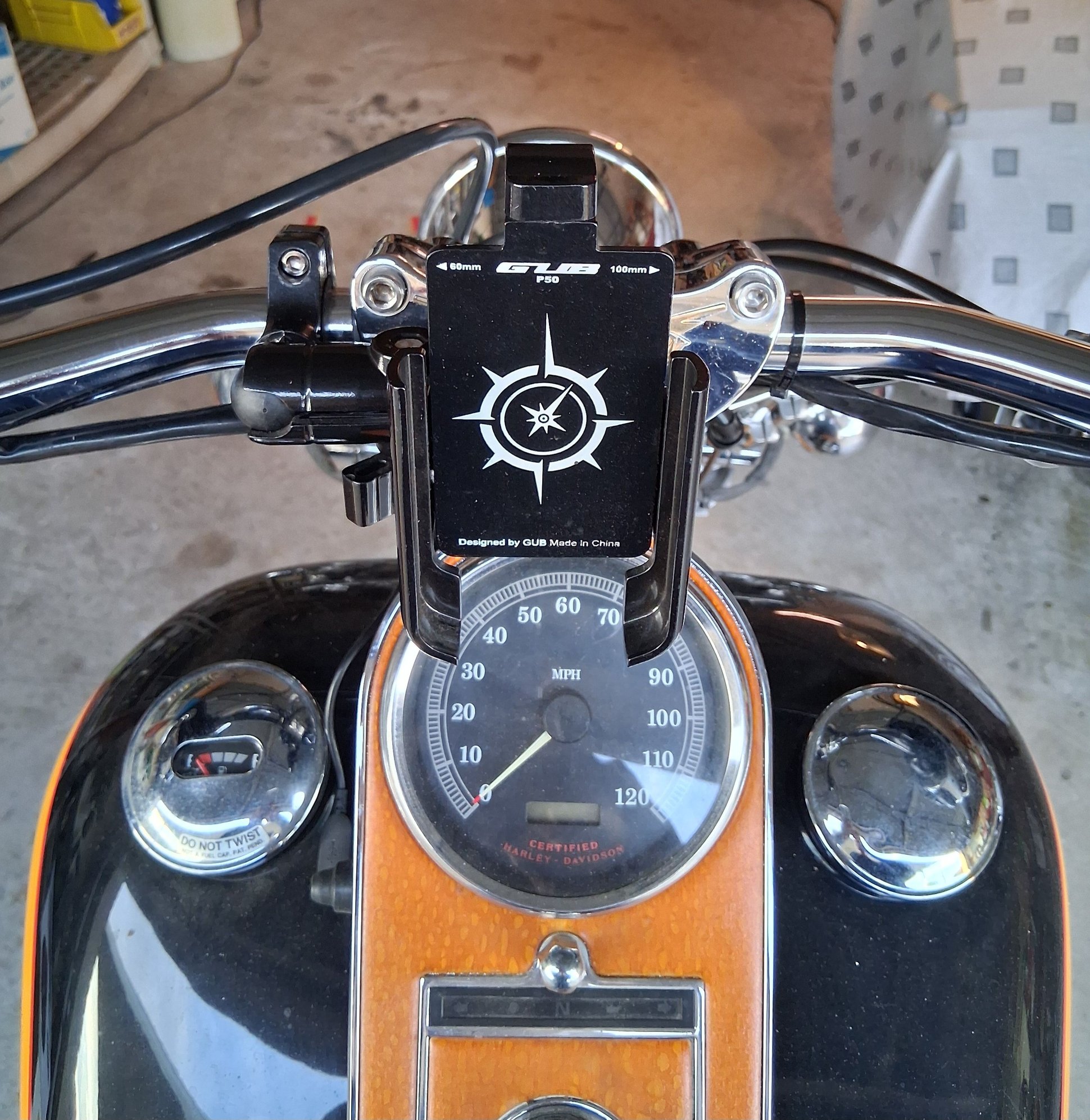 Gub phone mount.