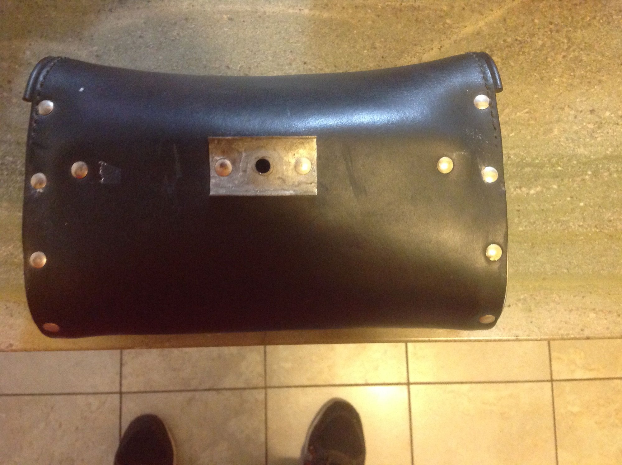 Very nice Road King windshield bag Harley Davidson Forums