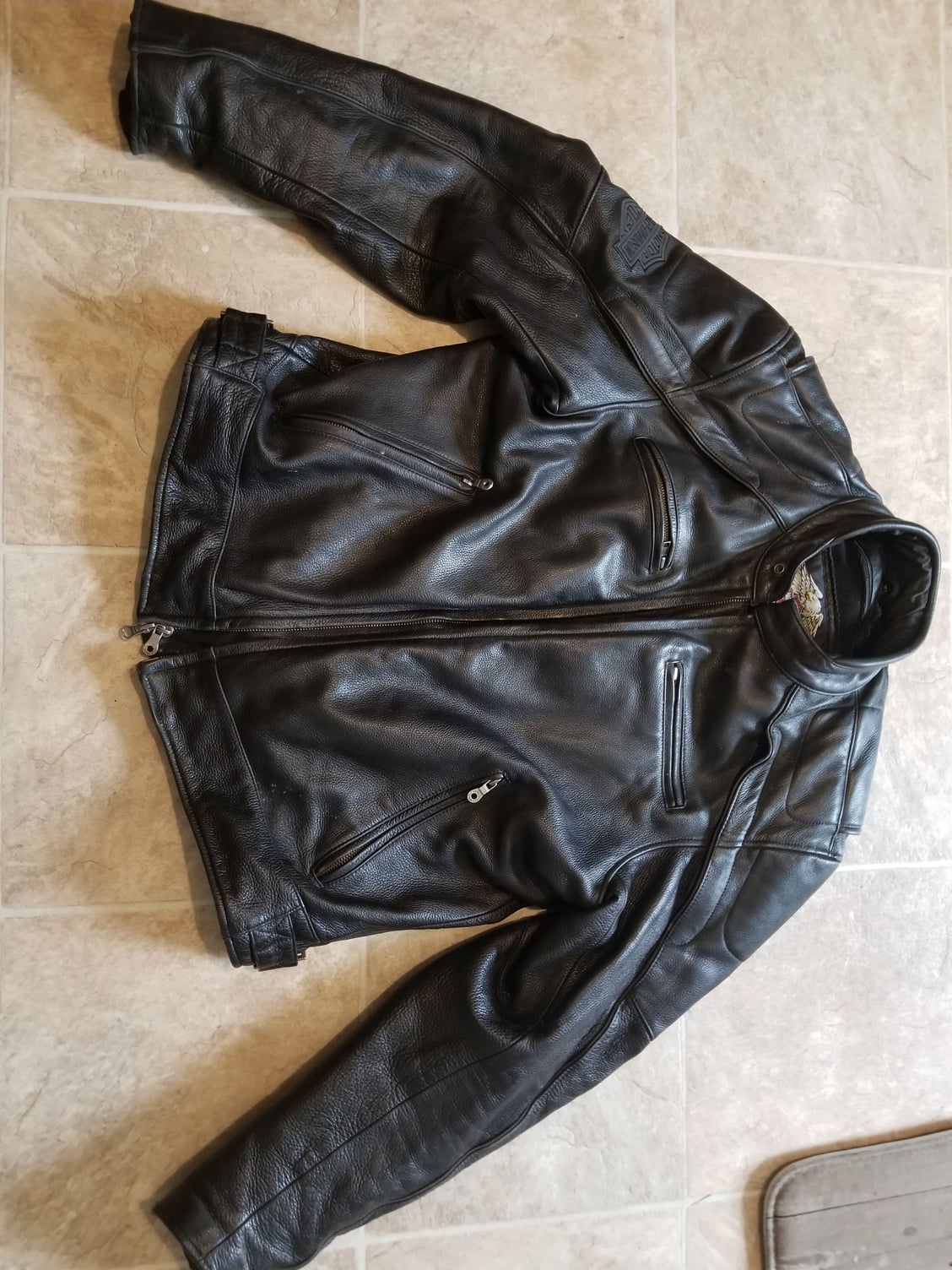 XL Willie G leather jacket. - Harley Davidson Forums