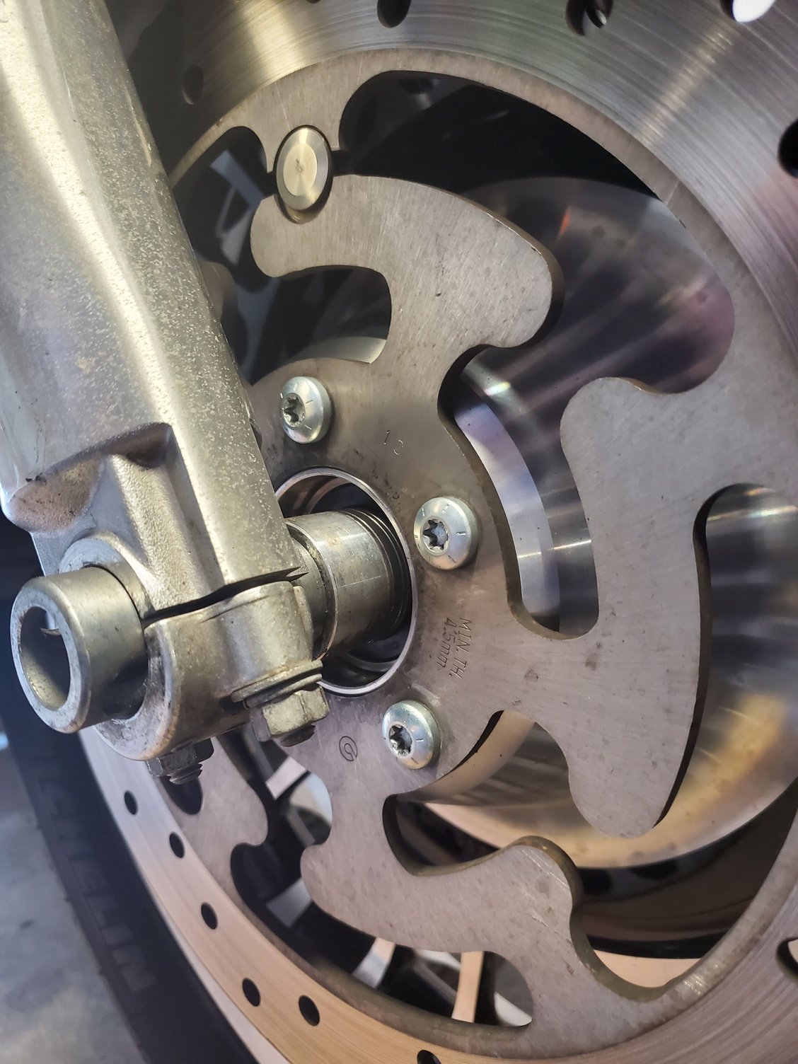 Wheel spacer moves freely Page 5 Harley Davidson Forums