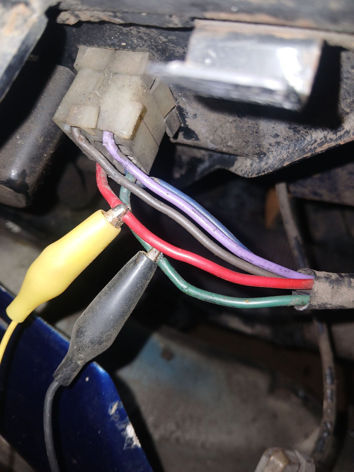 Different plug going to the fender taillight Ive temporarily tapped into. 