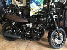 2016 Triumph Bonneville T120 Black