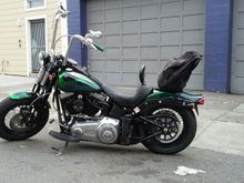 Mustang sport solo seat with backrest