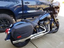 Full Suite Custom Dynamics LED's, Low Profile Tail Light, triple play R/T/B controller, Laydown Plate with R/T/B LED's.