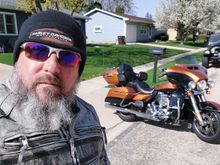 Snow be gone. It was only 54 degrees, which is about 30 degrees cooler than it was the last time i rode.