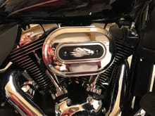 Excellent condition Screamin Eagle air cleaner. Removed from my 2015 Ultra Limited.