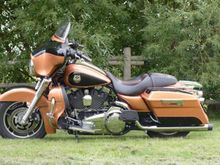 2008 anniversary streetglide... 4 years in the garage, has since moved on to make someone else smile!