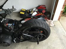 it is a tight fit but you can see it all fits.