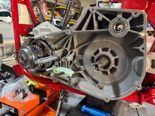 The flange seal is on the orange jack.  Not sure where it goes.  Everything seems to fit without it. 