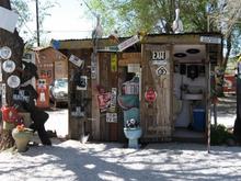 Snow Cap shitter Seligman, AZ