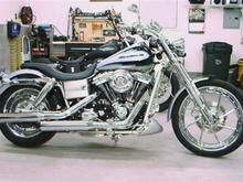 Wife's 2007 Screamin' Eagle Dyna. Traded in on my new 2008 Street Glide which is being cusomized at present.