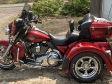 Garage - cherry bomb