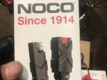 HAVE TO GET THIS STYLE ADAPTOR SEPARATELY, I ALSO INSTALLED THERE FUSABLE CONNECTOR, THE GOLD PLATED CONNECTORS, WERE MORE MEARTY, LOOKED MORE LEGIT TO ME!!!