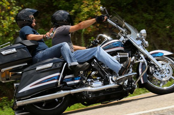 Yes same Bike. Has Stage 5 with T-man 625 cams. Cowboy Paint set 76/150.