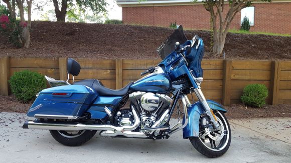 2014 SG Daytona Blue Pearl.