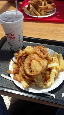Beacons chilli burger!!