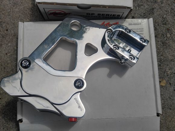 Wilwood GP310 and low mount bracket (polished) (front/outboard)