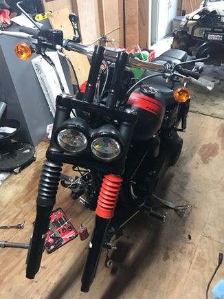 Switched out my red gaiters for black