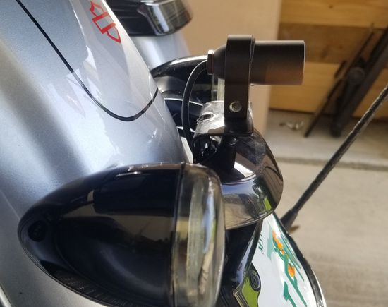 No horizontal adjustment