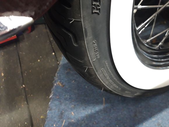 White Wall OEM Dunlop MU85