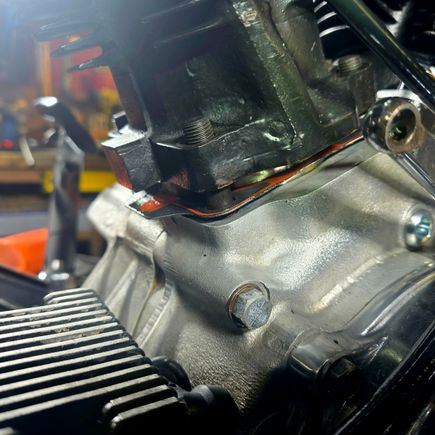 Tip....make sure your base gasket is properly aligned lol.... First start up went pretty well.... aside from realizing I needed to turn my front cylinder base gasket 90 degrees ☠️