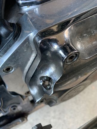 Lower clutch bleeder