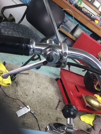 Here’s the other end of the speed lock speedo. Mounted on the left bar of buddy’s ‘66 Police Special. Officer pushed the lever after matching your speed, locked the speedo on that speed and pulled out his ticket book. Believe the other button is to reset speedo. 