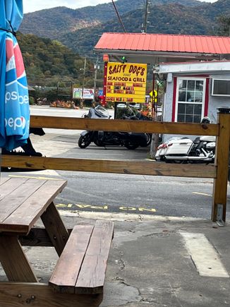 Ate here before, not bad, bar food. 