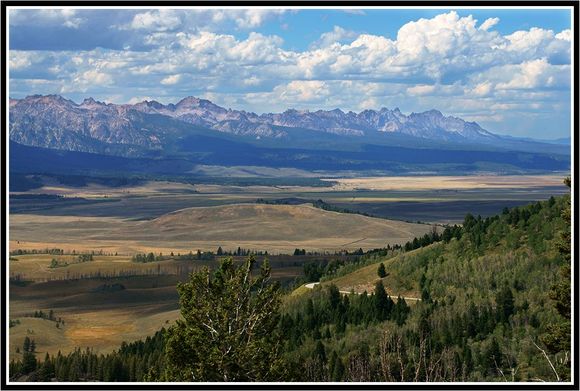 At the top of the Galena Pass pull out… That’s the sawtooth mountains… Stanley is about a half an hour up that valley… The best time to ride that northerly route is in the early afternoon. 