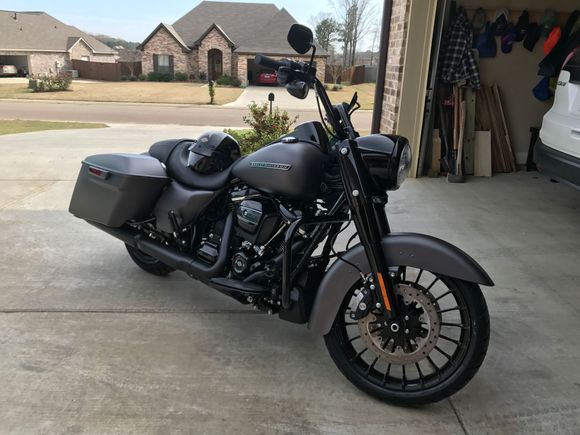 This thing is the Cat Daddy and the 107 is sweet!