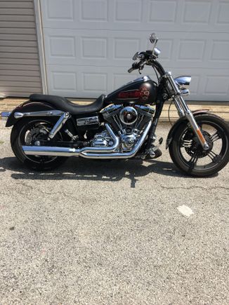 Here she was before.. too much chrome to clean for my liking I wanted more function out of my machine than flash