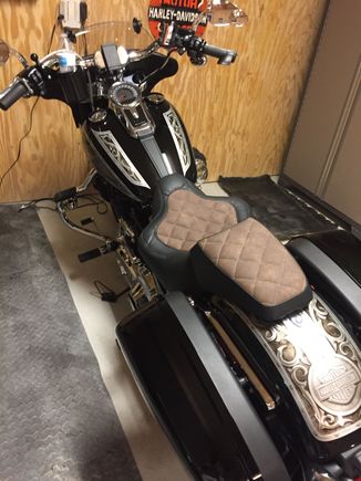 took off with 200 miles on it - trade the sport glide in for a Road Glide.