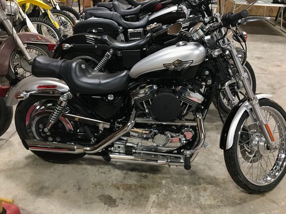 I'm looking for like a thunderheader 2-into-1 or a bassani road rage