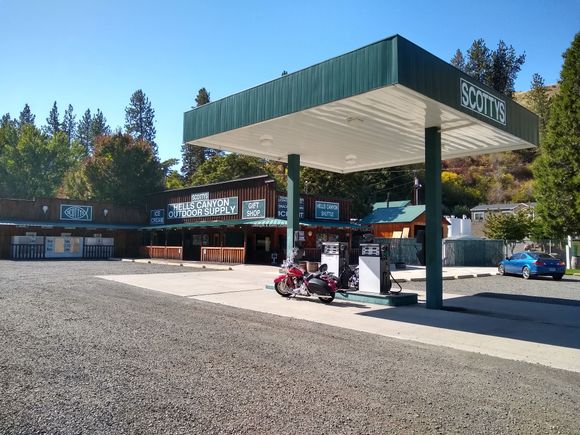 Scotty's Hell's Canyon Outdoor Supply in Oxbow, OR.