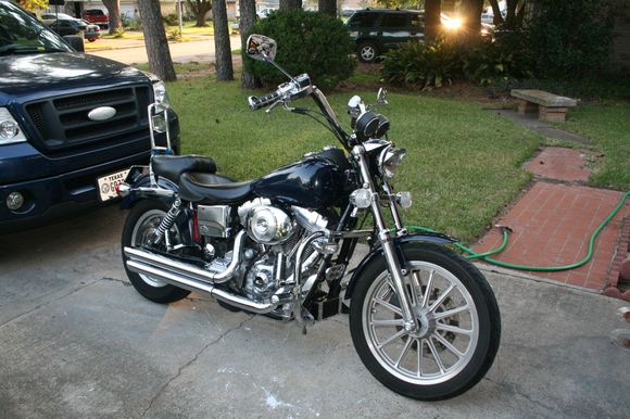 2001 FXD