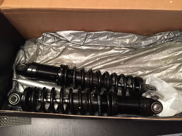 The shocks were clearly in contact during shipping. Tool and installation hardware were also not secured.