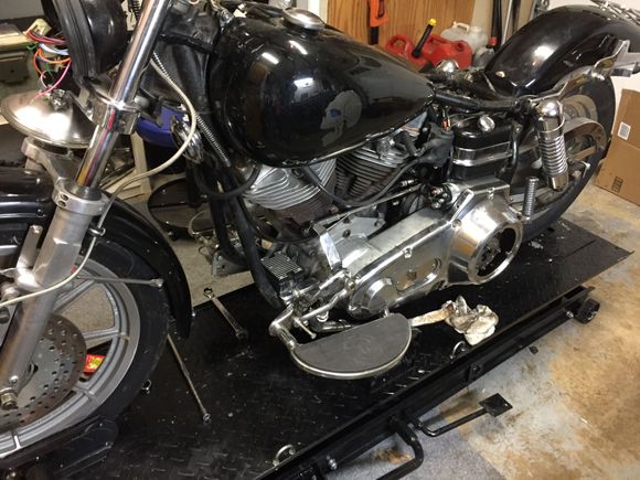 1976 FXE Shovel: so ugly its' good looking