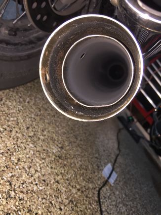 Lower muffler with the end cap removed