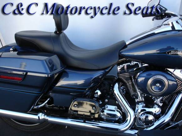Bagger Seats Sport Tour
http://www.sideroadcycles.com/AmericanMotorcycles/Seats/Motorcycle_Seats.html