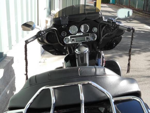 12.5" Black Wild 1 Chubby bars with black pearl braided cables.  J&amp;M 7.25 speakers.  RAM mount to hold IPhone for music and gps
