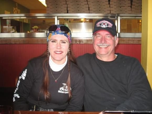 Todd and I at Mellow Mushroom, Oxford/Mt. Cheaha, AL in February '08; man that was a COLD ride!