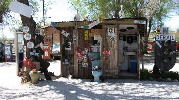Snow Cap shitter Seligman, AZ