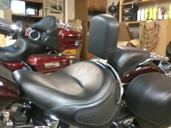05 FLSTNi with rider backrest