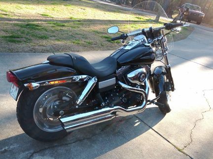 2012 Fat Bob in Vivid Black