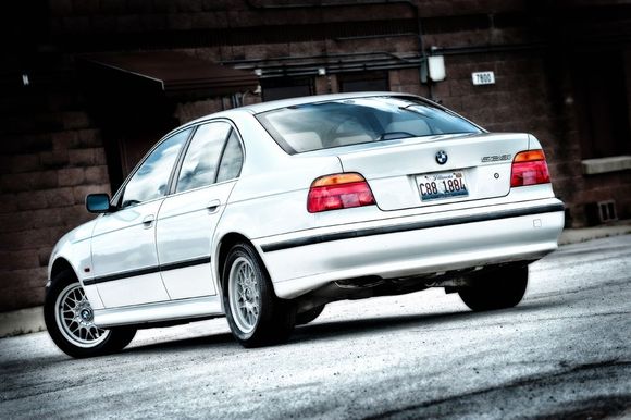 2000 BMW 528i