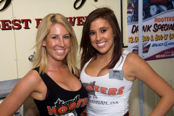 hooters