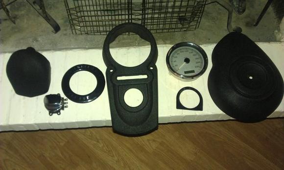 After 1 hour in the oven this is the result. Another 24 hours to assembly.