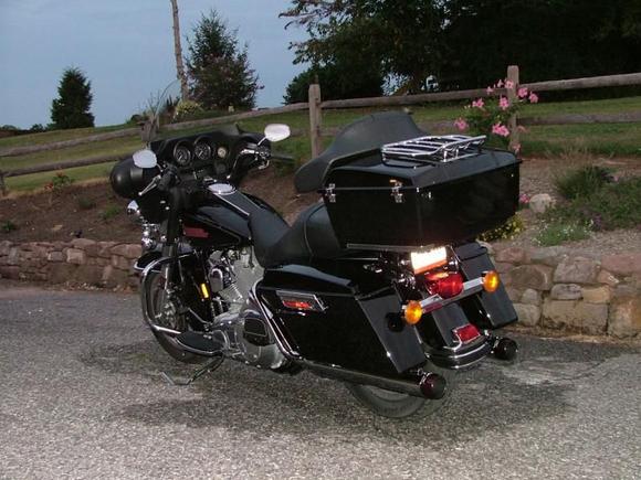 2007 FLHT with tour pak