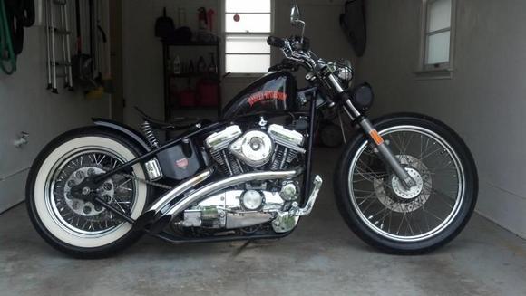 Updated with new seat, king tank, shaved fender, new paint and tank decals.