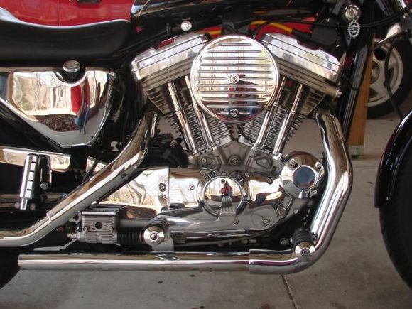 NRHS 1250, 10.25.1 Pistons, Stage 2 heads, SE.497 cams, Screaming Eagle Race programmable ignition, SE Coil, Ness Big Sucker II, Modded Carb, Ported Intake.